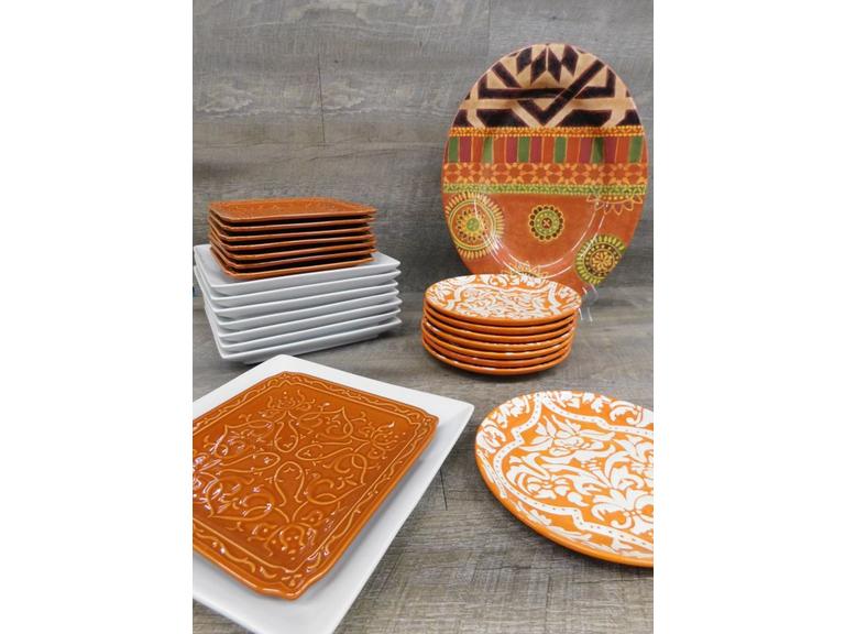 Route 8 Auctions | Pottery Barn Dishes