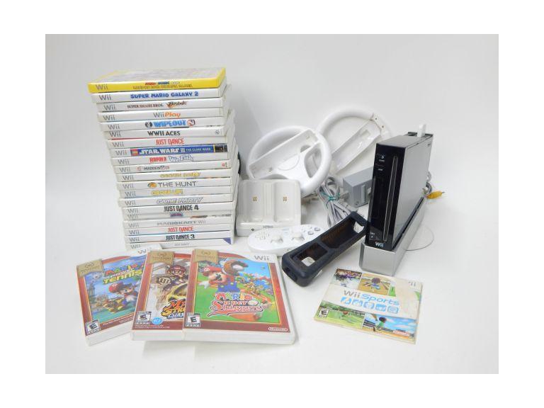 Route 8 Auctions Nintendo Wii Game System and Games