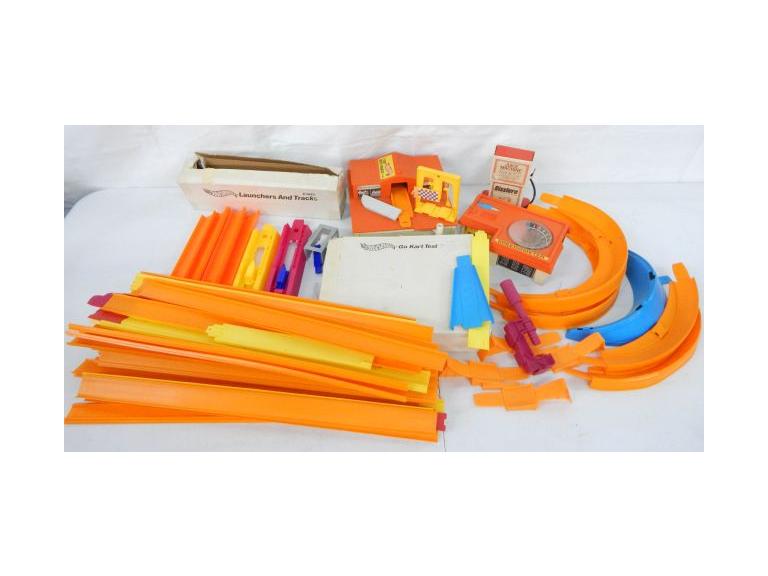 hot wheels track accessories
